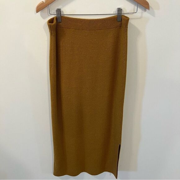 Garnet Hill Two-Piece Sweater Set in Mustard Yellow | Size S - Picture 9 of 16